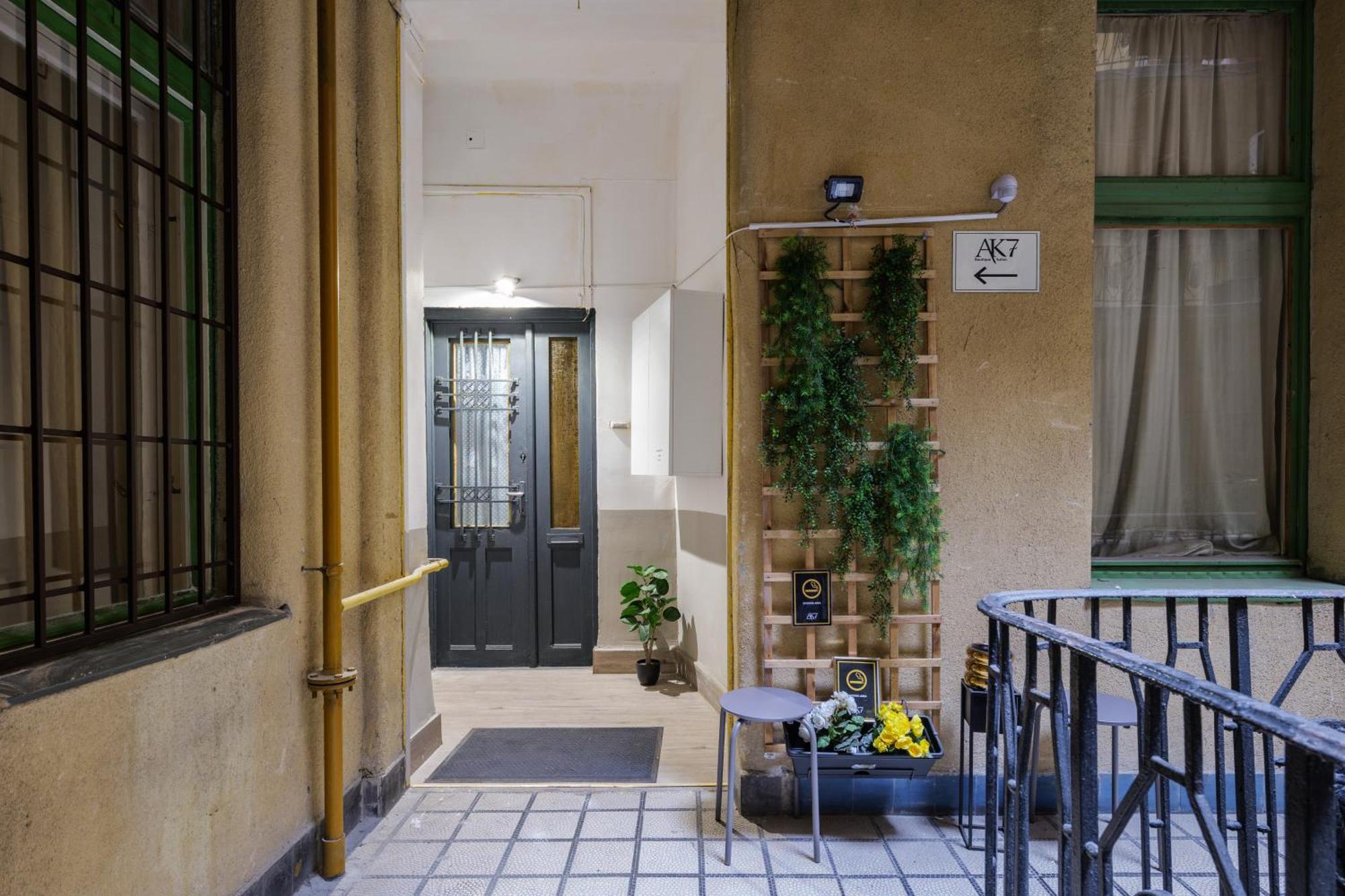 Ak7 Boutique Suites Budapest Ngoại thất bức ảnh
